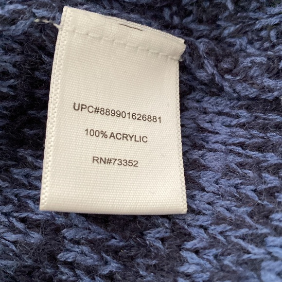 Cowl neck sweater with rounded bottom - Picture 5 of 5